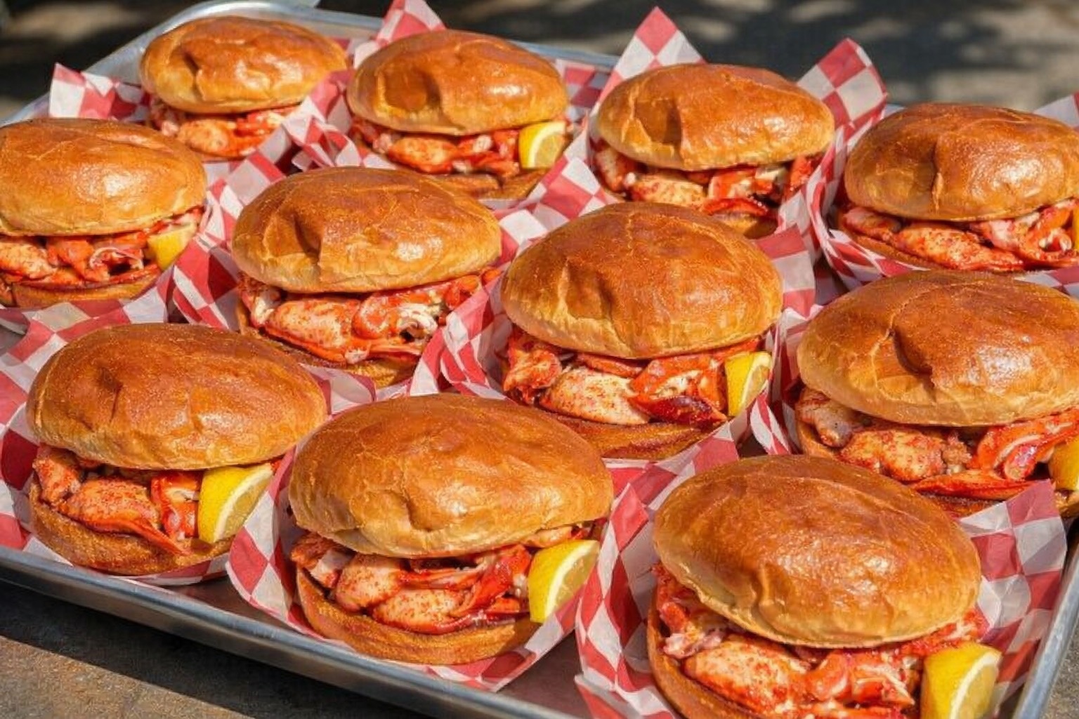 Happy Lobster roll party kit